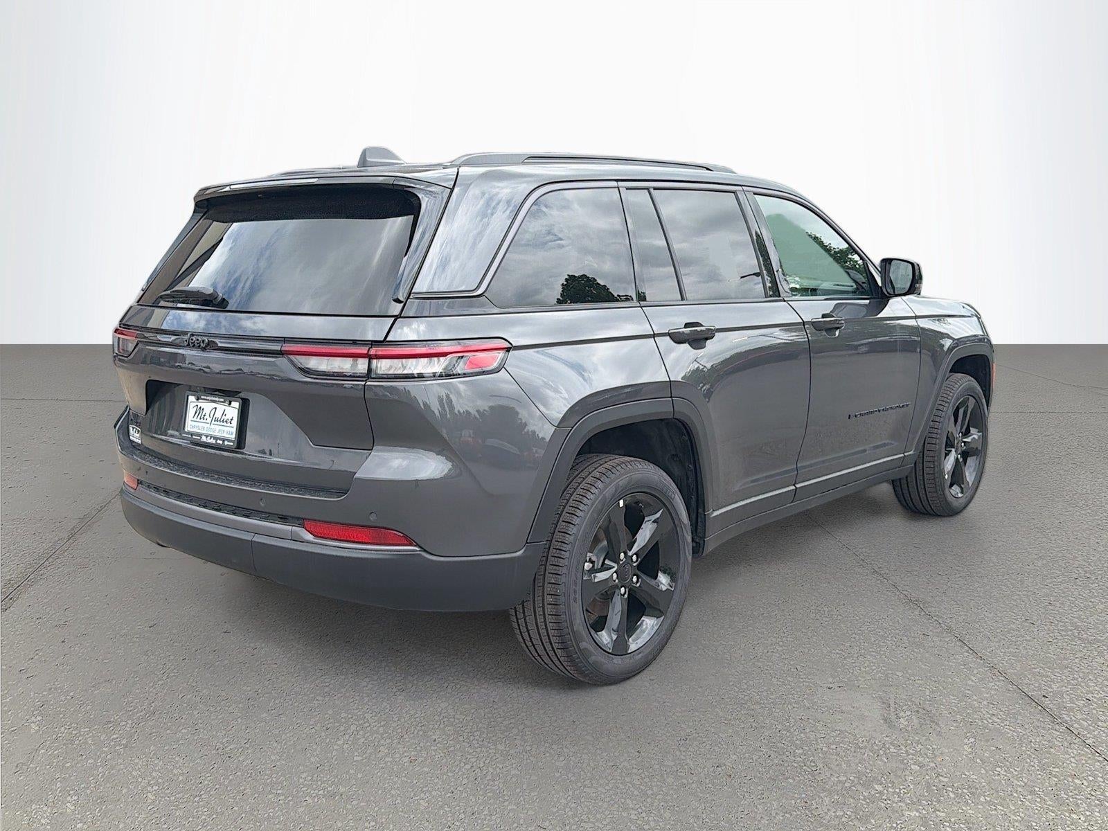 2026 Jeep Grand Cherokee — interior view