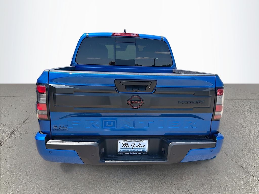2025 Nissan Frontier — detail view
