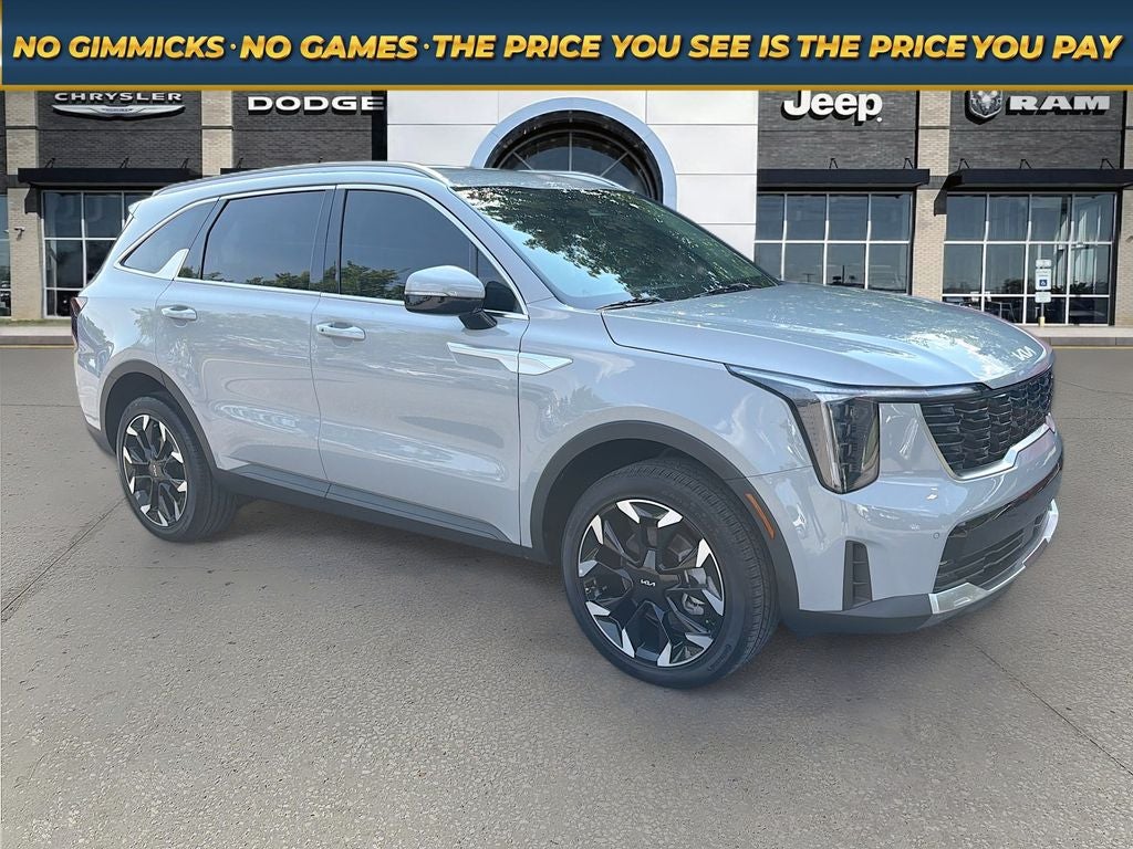 2025 Kia Sorento EX in Wolf Gray — front three-quarter view