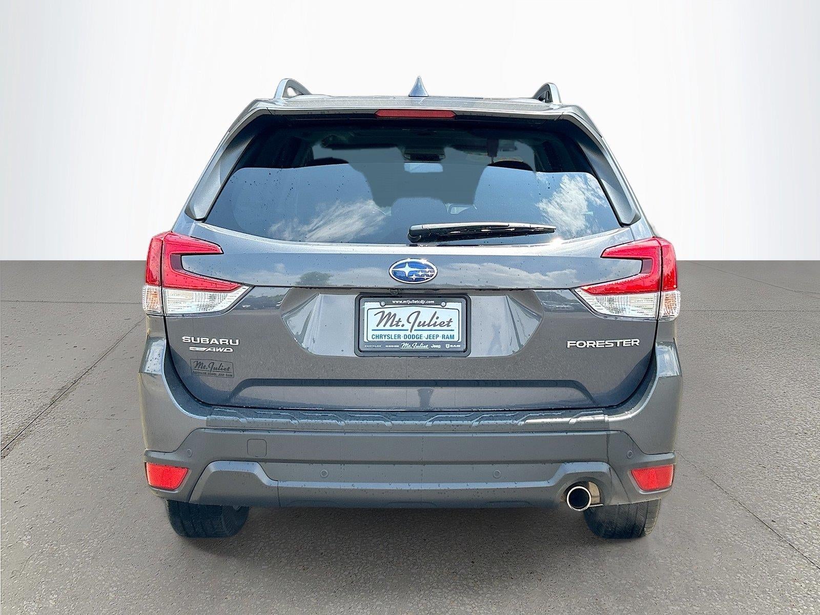 2023 Subaru Forester — detail view
