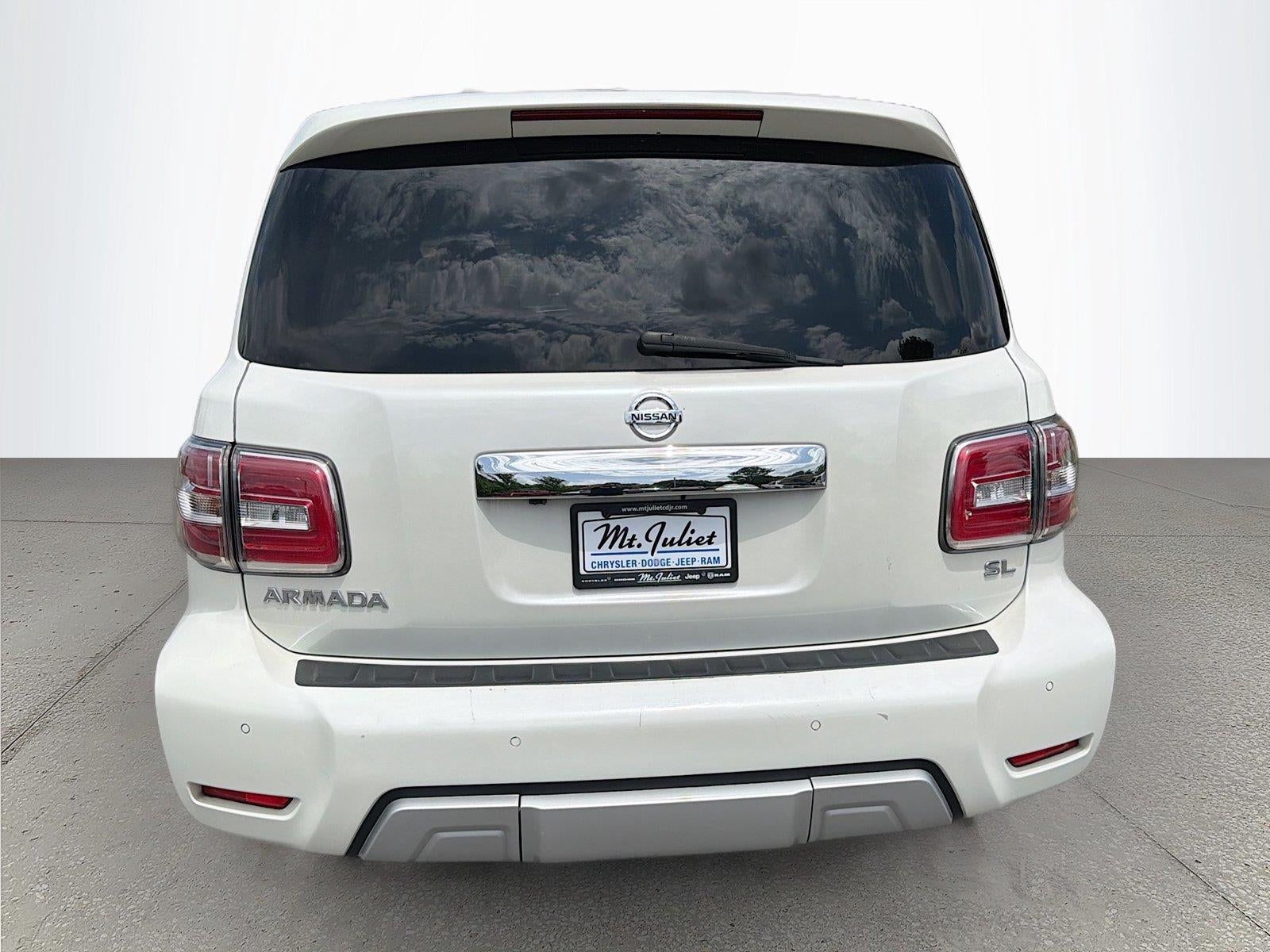 2017 Nissan Armada — detail view